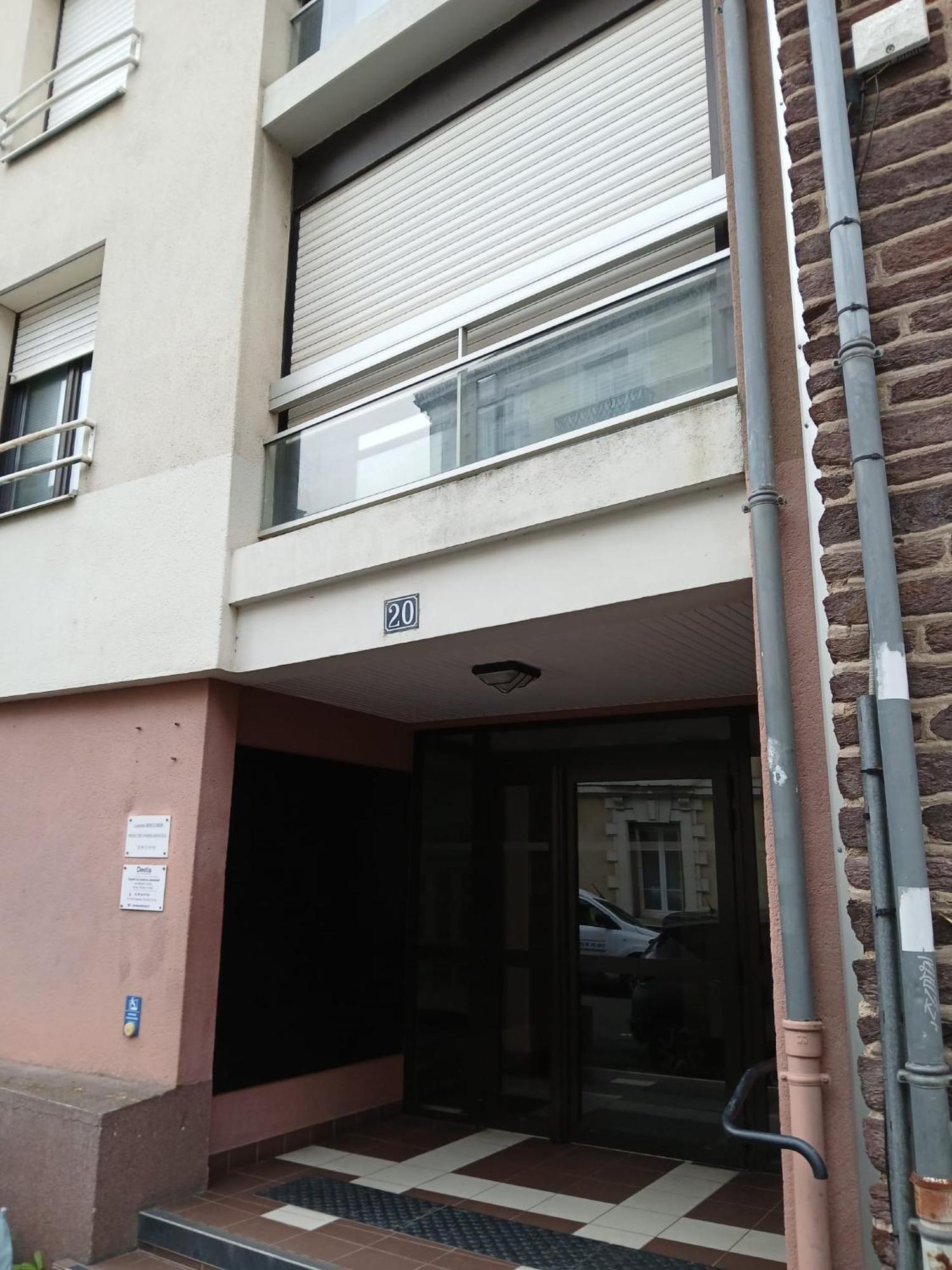 T2 Neuf En Plein Coeur De Rennes Au Bord De La Vilaine Exterior foto
